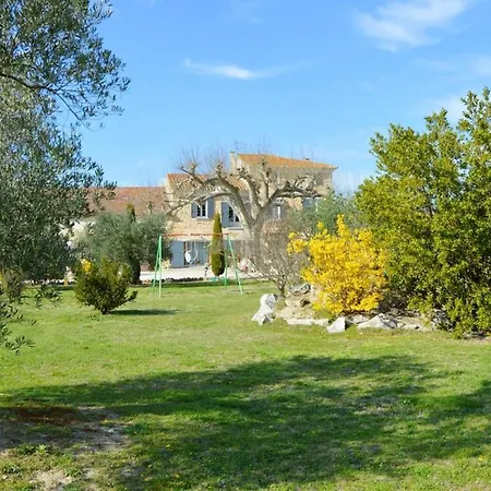 70 M² Piscine Partagee